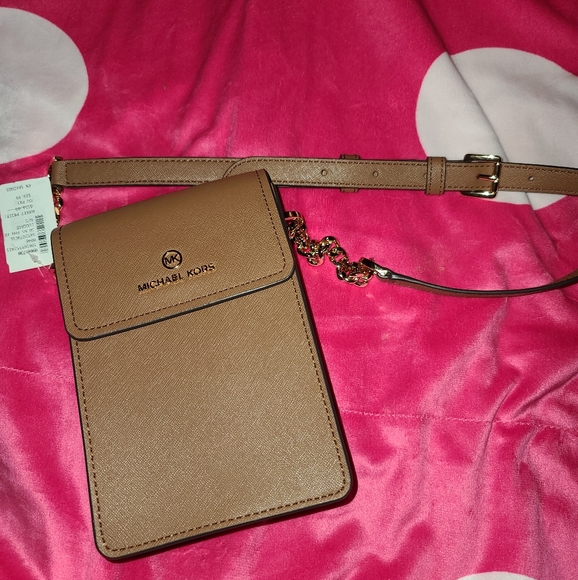 Michael Kors Crossbody - Picture 10 of 13